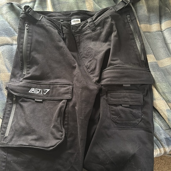 Gymshark David Laid Cargos - Picture 3 of 3